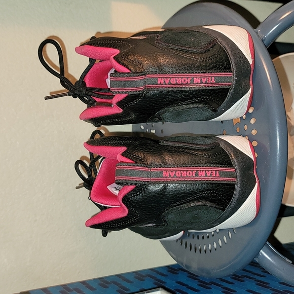 Jordan Jumpman Team 2 black rush pink suede lace up 2017 S3 - Picture 4 of 8